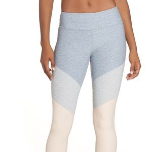 Outdoor Voices 7/8 Springs Leggings